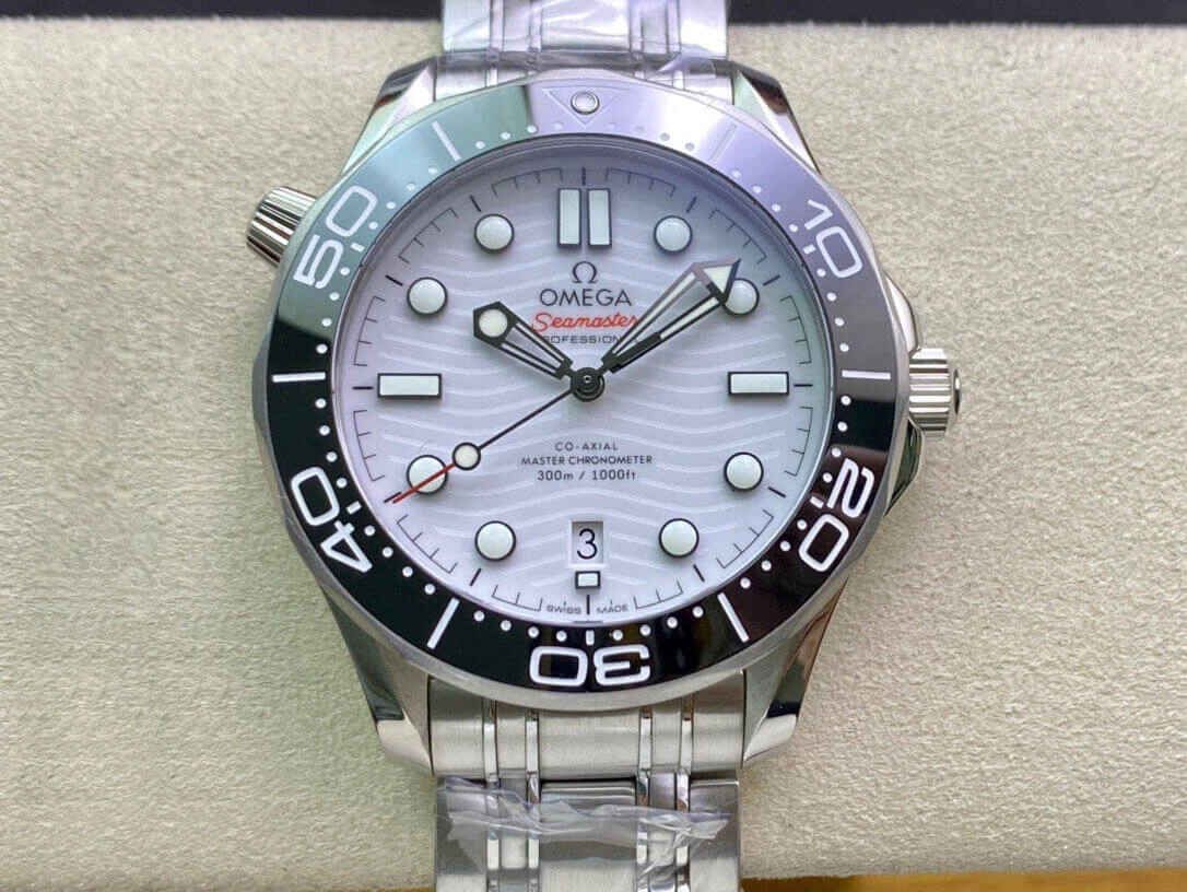 Omega Seamaster Diver 300M 210.30.42.20.04.001 OR Factory 1:1 Best Edition Replica Watch Black Bezel